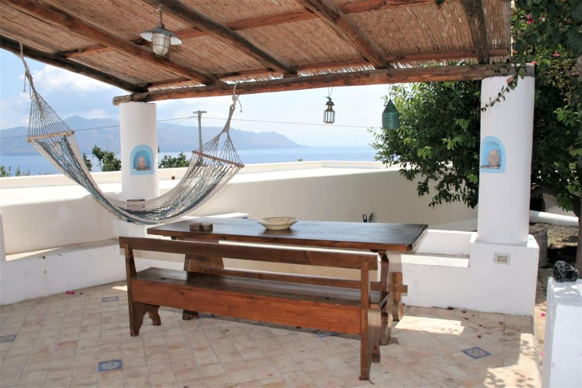 Case Al Mare - Terrazzi Panoramici E Ampio Giardino Santa Marina Salina Eksteriør bilde