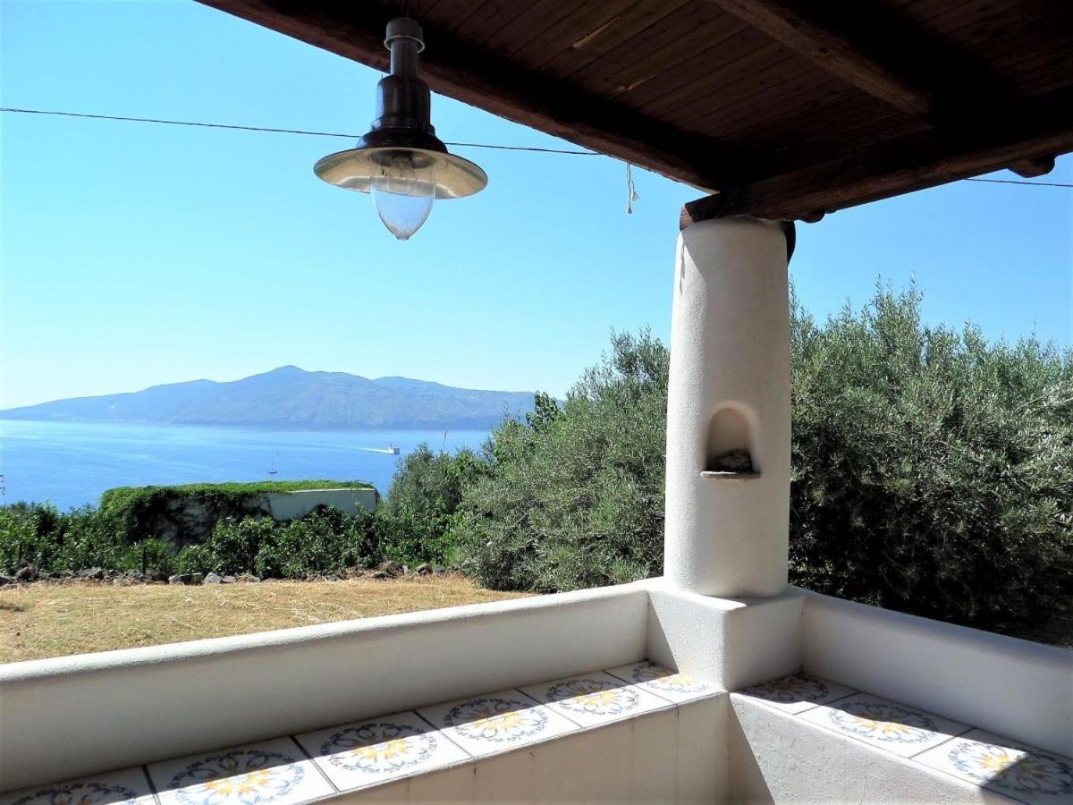 Case Al Mare - Terrazzi Panoramici E Ampio Giardino Santa Marina Salina Eksteriør bilde