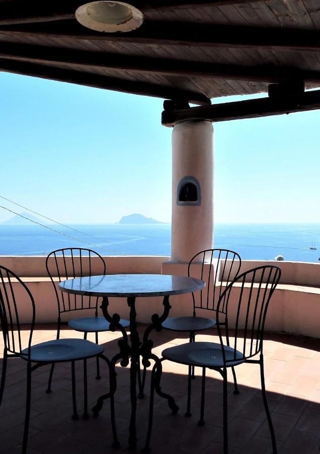 Case Al Mare - Terrazzi Panoramici E Ampio Giardino Santa Marina Salina Eksteriør bilde