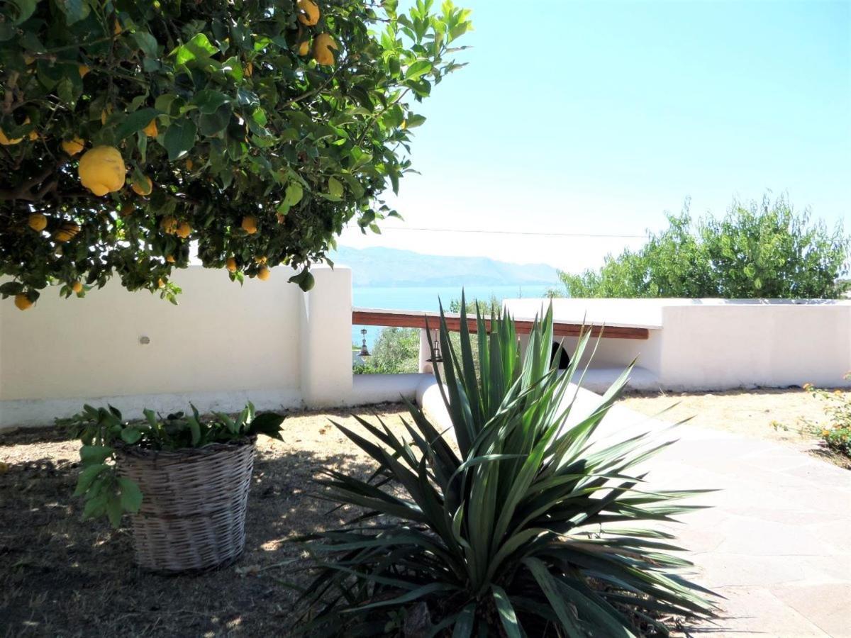 Case Al Mare - Terrazzi Panoramici E Ampio Giardino Santa Marina Salina Eksteriør bilde